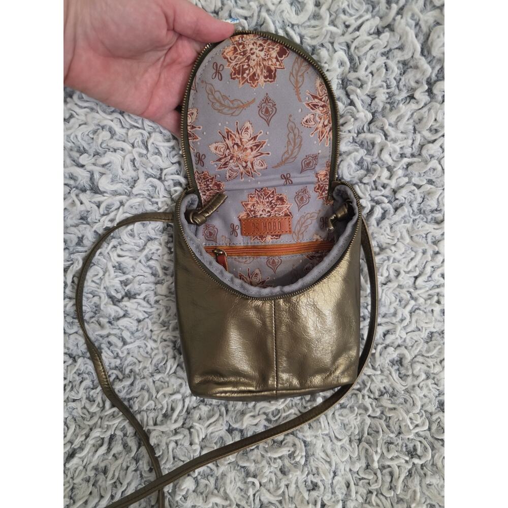 Hobo Fern Metallic Bronze Green Crossbody Bag Purse Leather Floral Lined Small - Picture 5 of 16